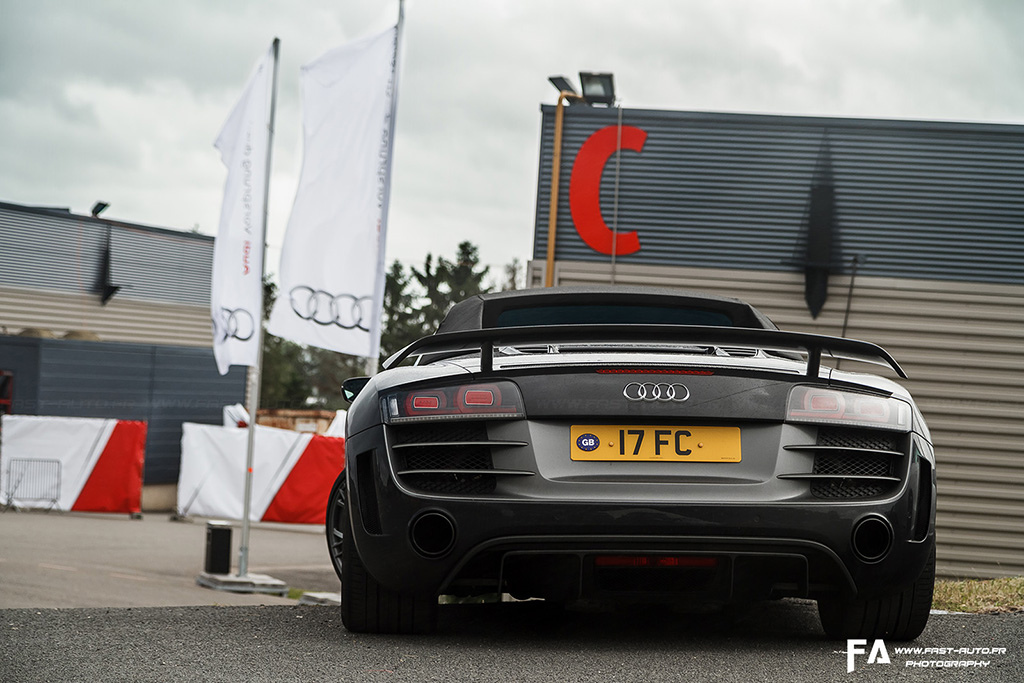 Audi R8 GT Spyder - 24 Heures du Mans 2013 (lm24).jpg