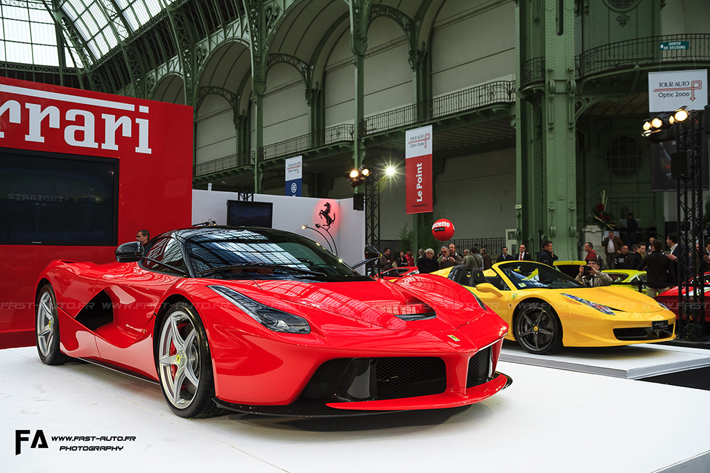 LaFerrari - Paris.jpg