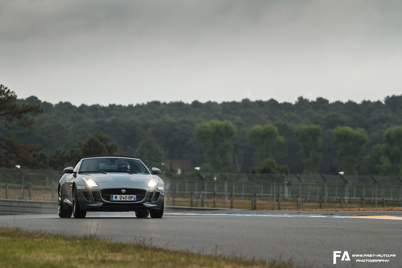 Jaguar F-Type - Trackday Le Mans.jpg
