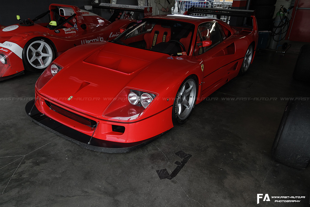 Ferrari F40 LM - Sport et Collection 2013.jpg