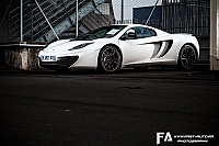 McLaren MP4-12C Spider (01).jpg