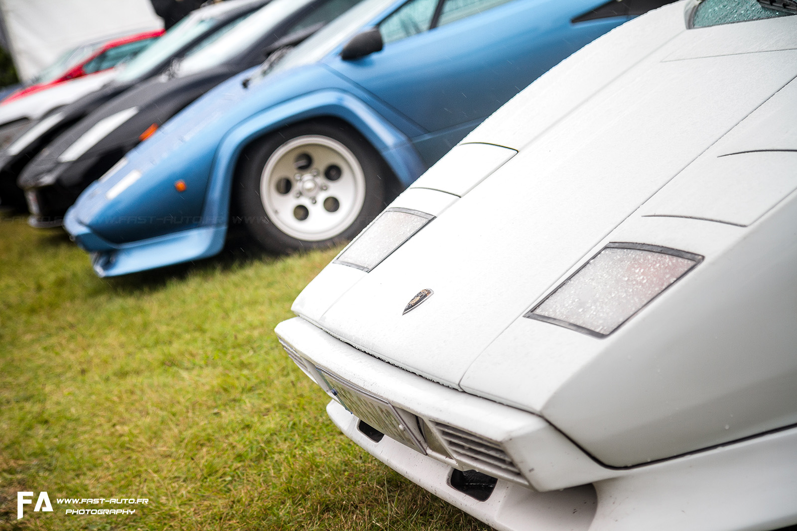 7-club-lemansclassic-lamborghini-countach.jpg