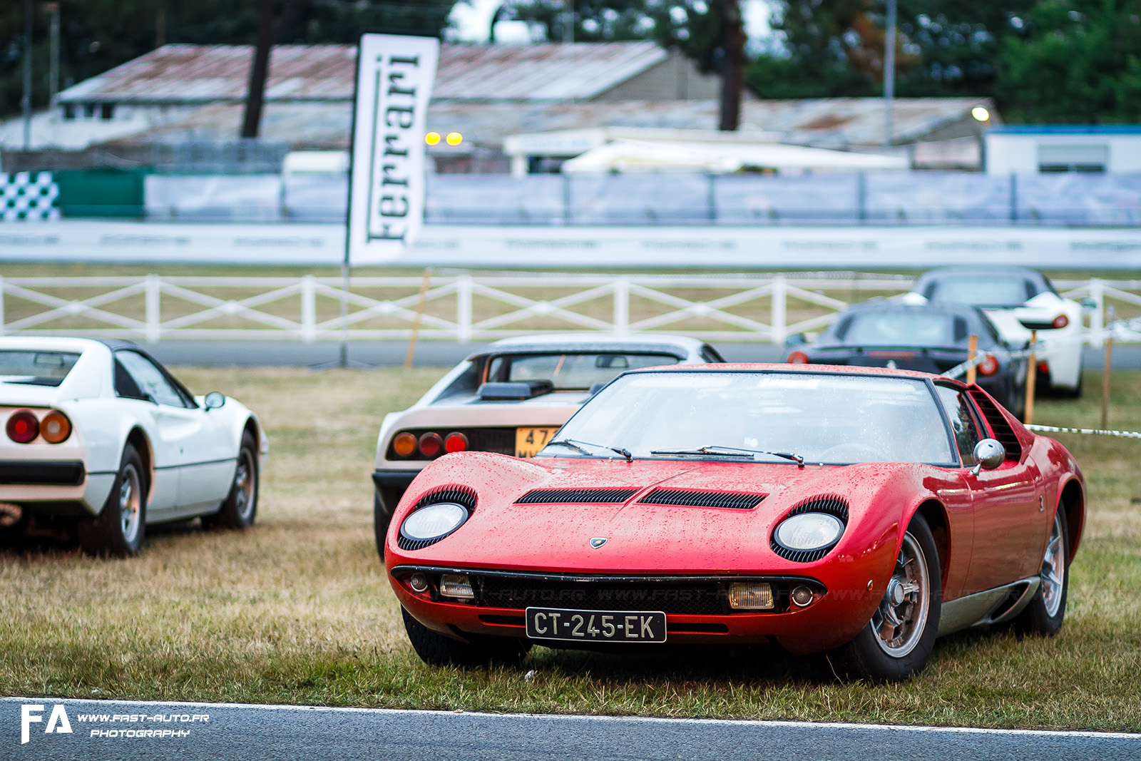 7-le-mans-classic-ferrari-club-lamborghini-miura.jpg