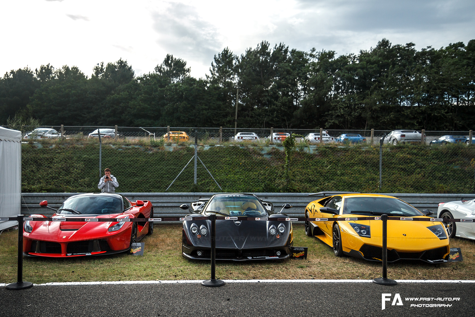 7-supercar-club-private-scp-pagani-laferrari-lamborghini.jpg