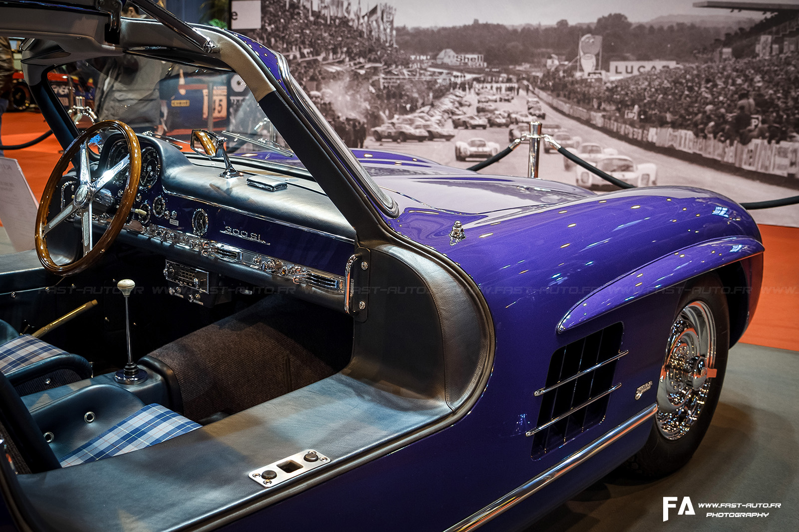 mercedes-300sl-kienle-blue-retromobile-2014-paris-64.jpg