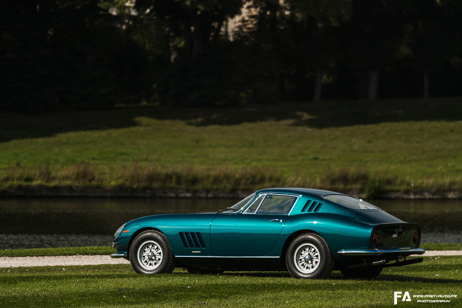 7-ferrari275gtb-chantilly-arts-et-elegance.jpg