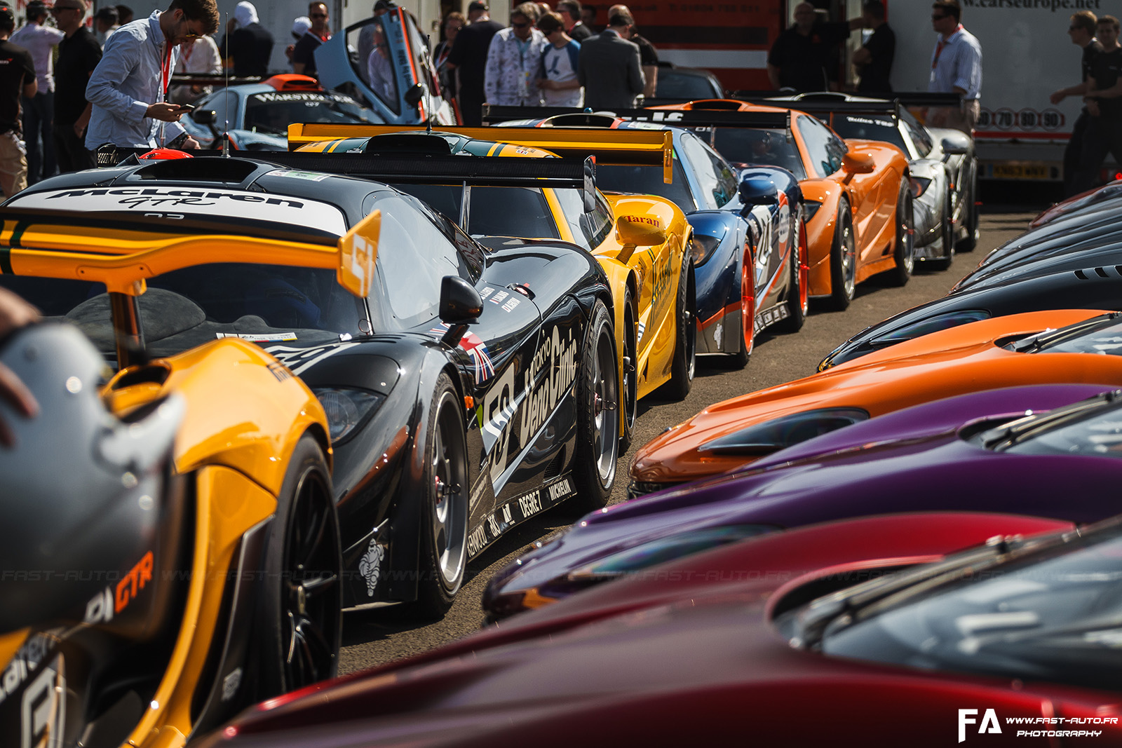 10-parade-mclaren-f1-gtr-24-heures-du-mans-2015-21.jpg