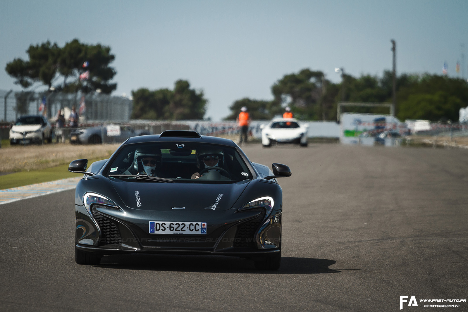 11-parade-mclaren-650s-lm-24-heures-du-mans-2015-31.jpg