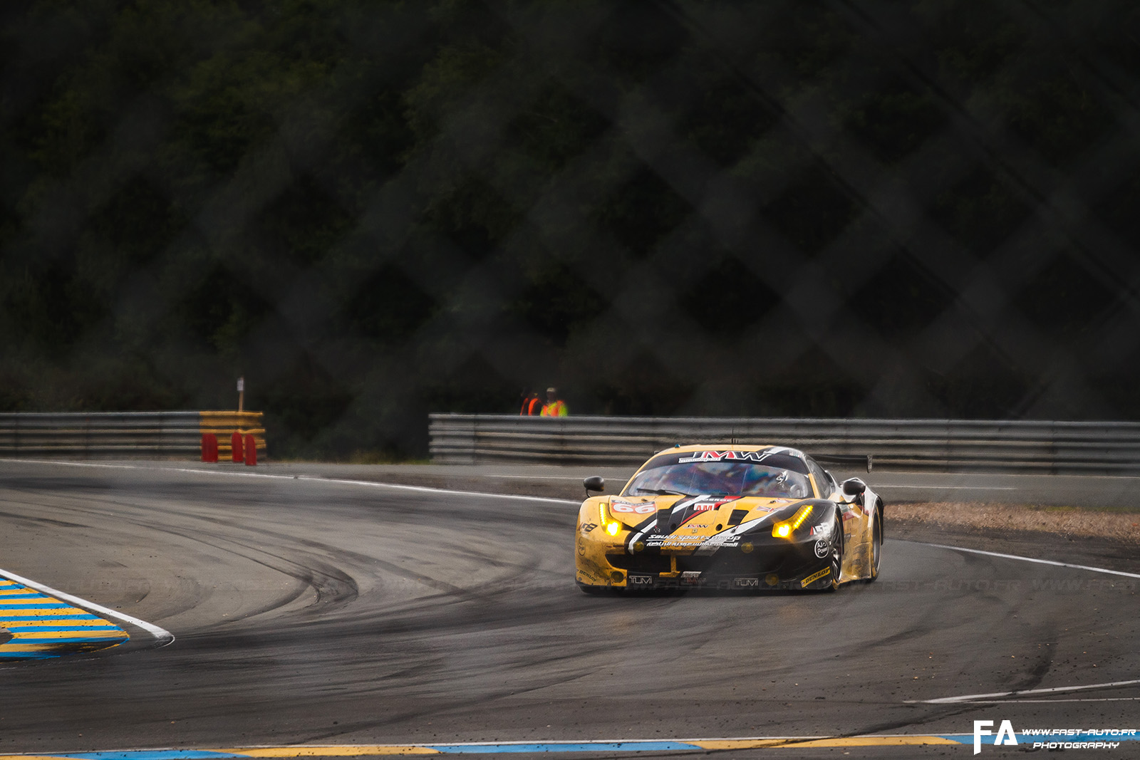 21-ferrari-24-heures-du-mans-2015.jpg