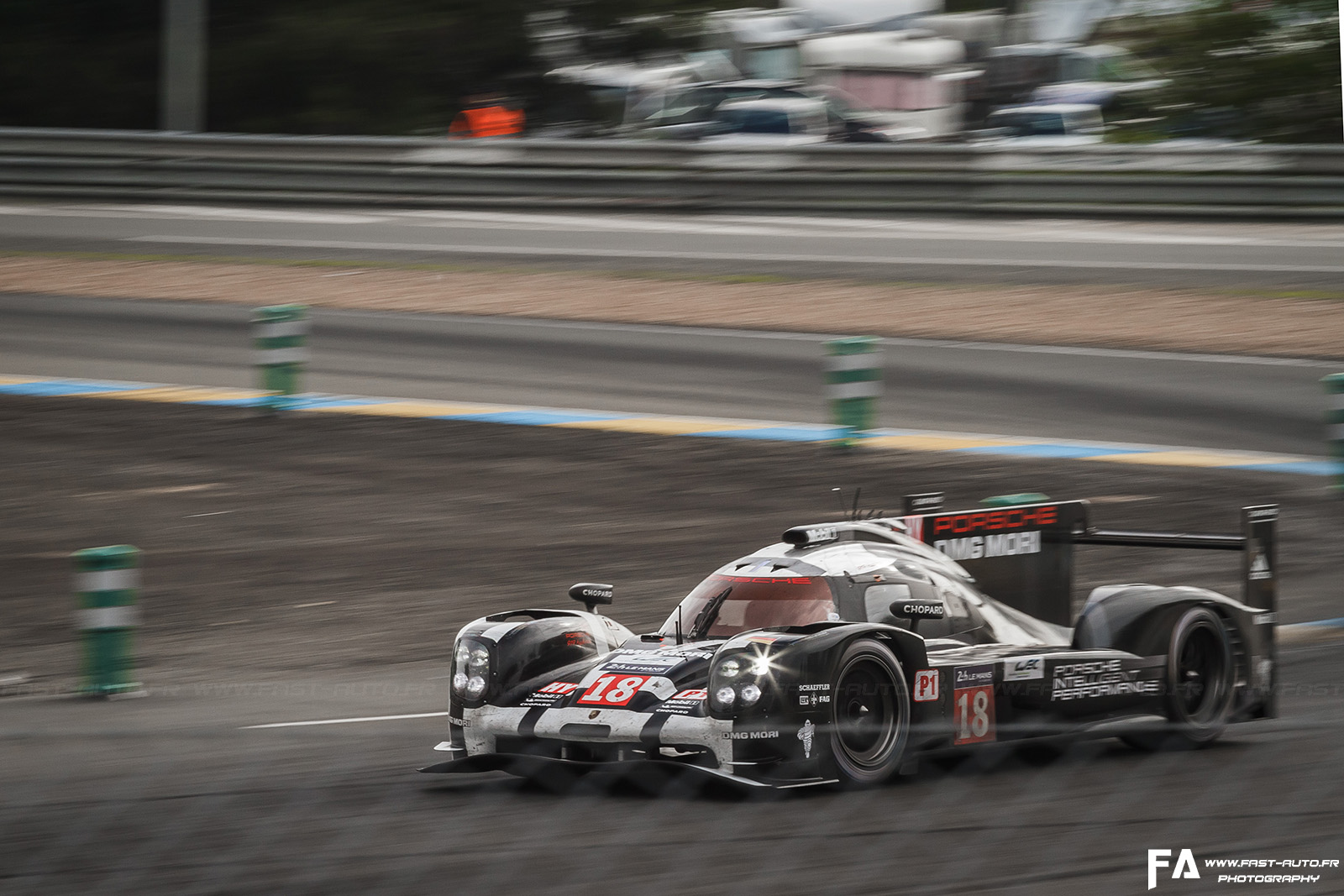 21-porsche-919-18-24-heures-du-mans-2015.jpg