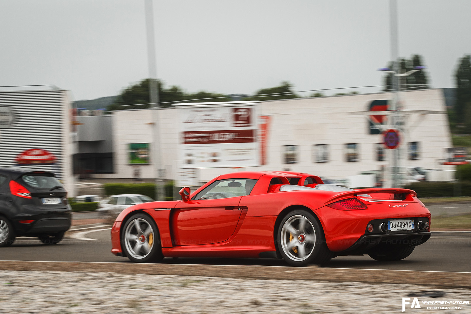 24-porsche-carrera-gt-24-heures-du-mans.jpg