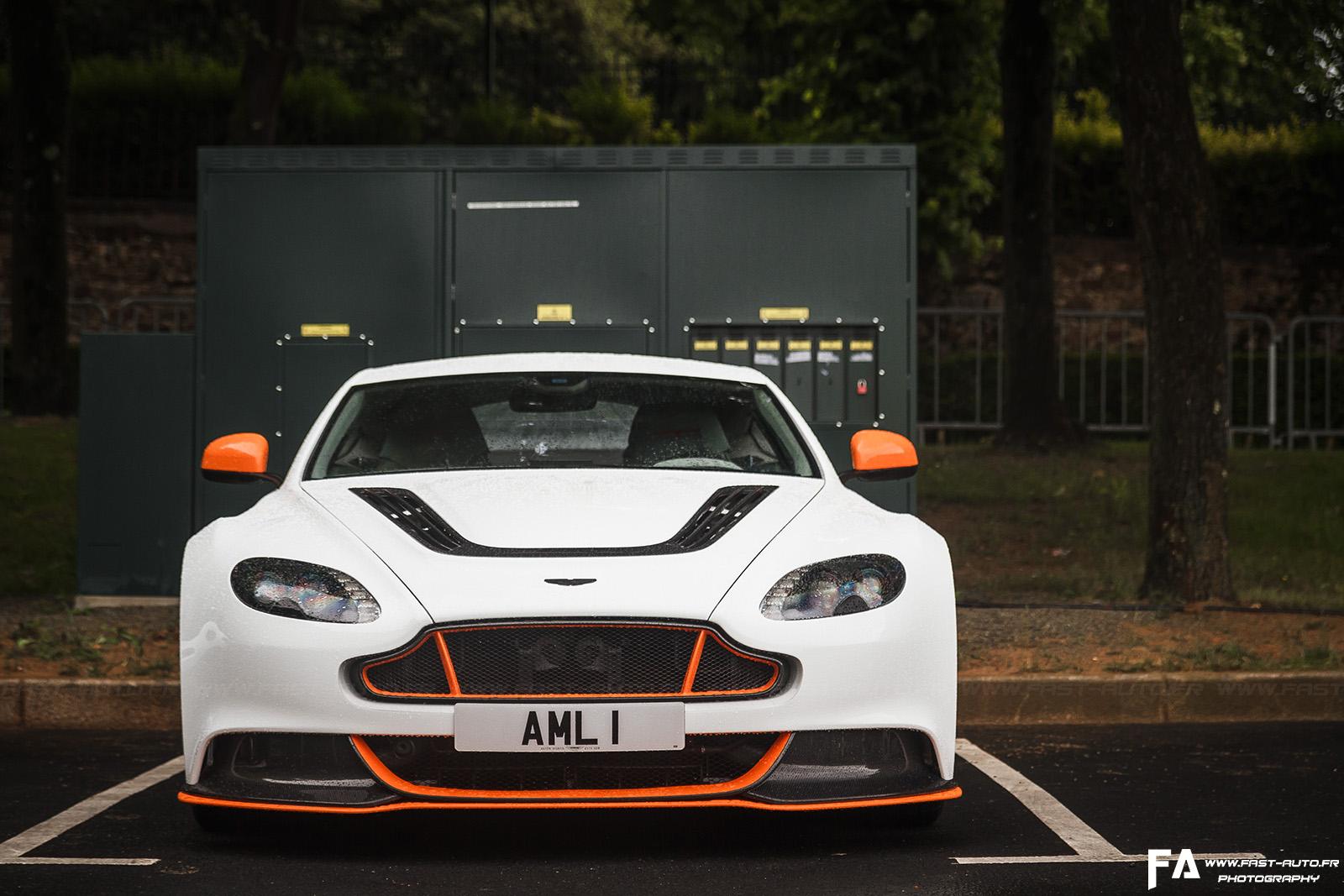 5-parade-aston-martin-gt12-24-heures-du-mans-2015-1.jpg