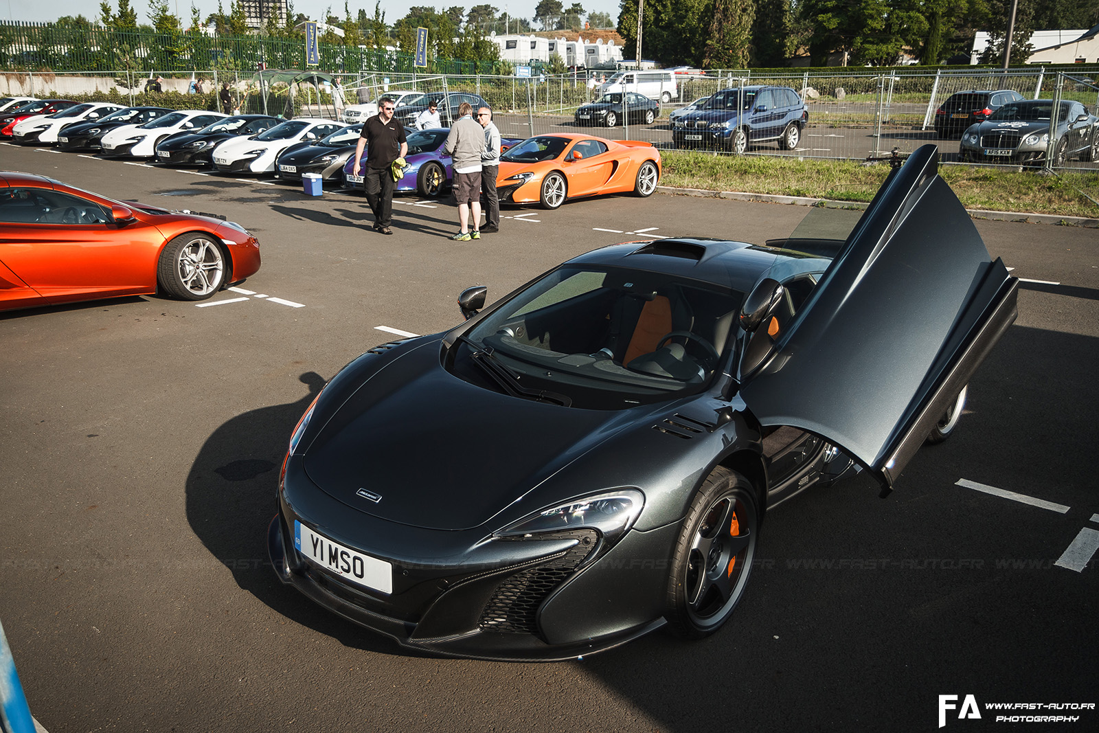 7-parade-mclaren-650s-lm-24-heures-du-mans.jpg