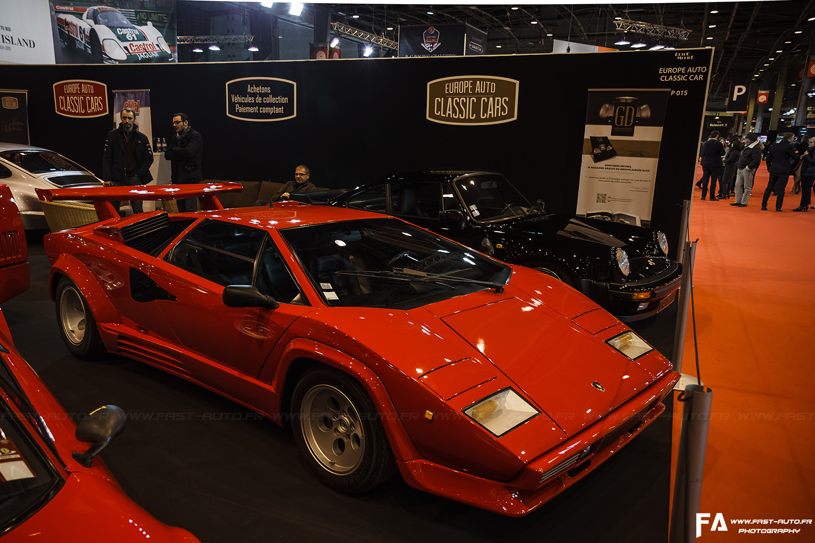 4-lamborghini-countach-retromobile-2015.jpg