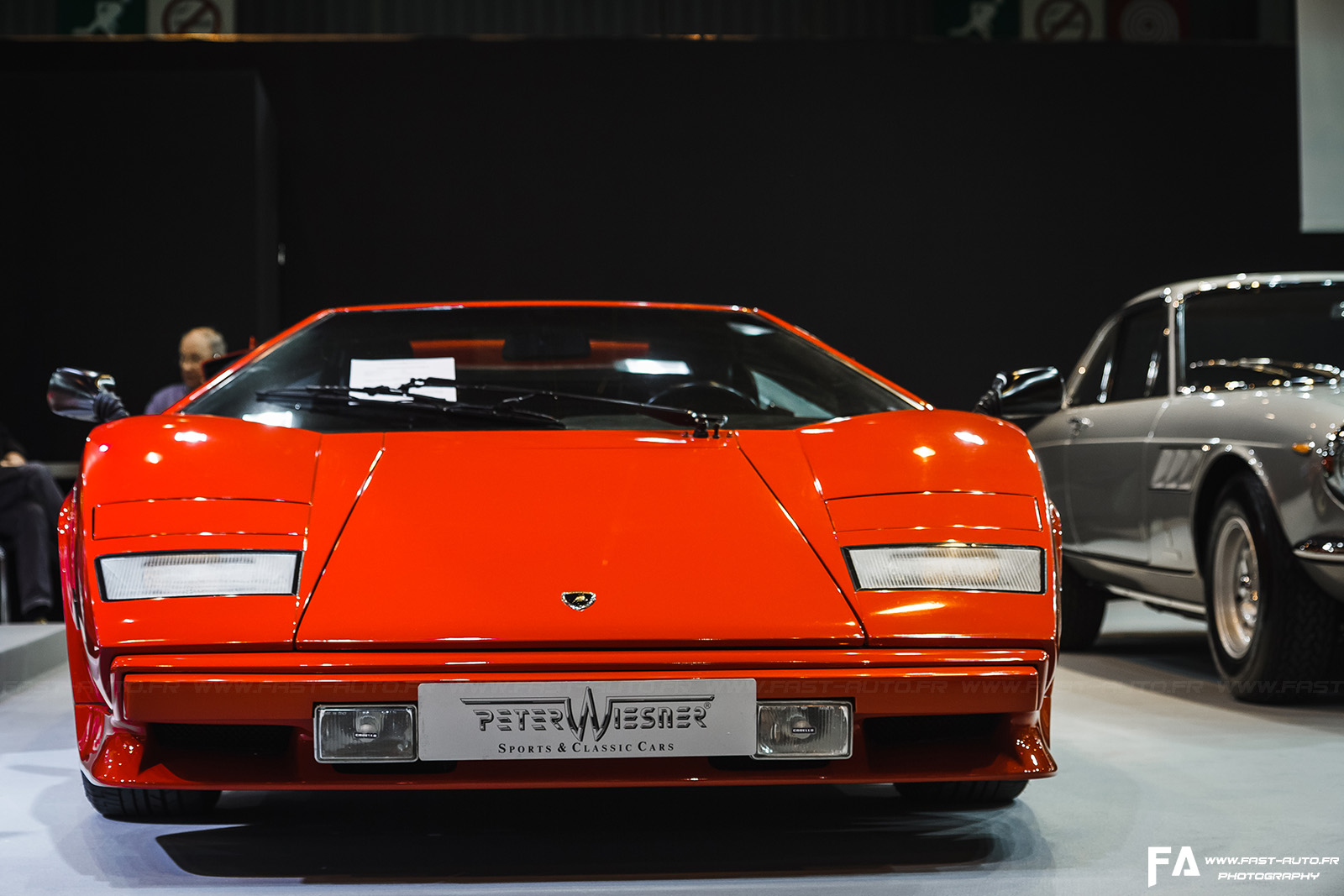 4-lamborghini-countach-retromobile.jpg