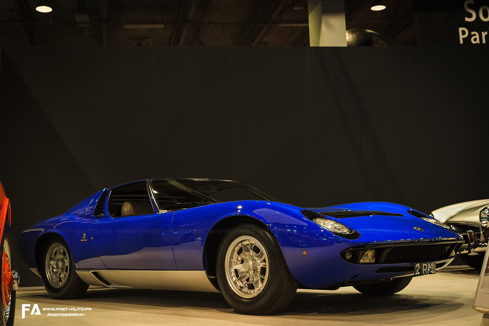 4-lamborghini-miura-3670-retromobile.jpg