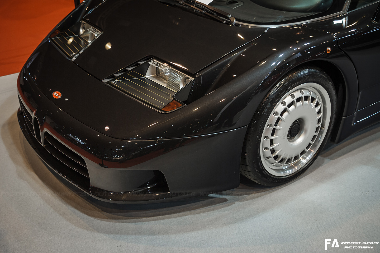 8-bugatti-eb110-retromobile-photo.jpg
