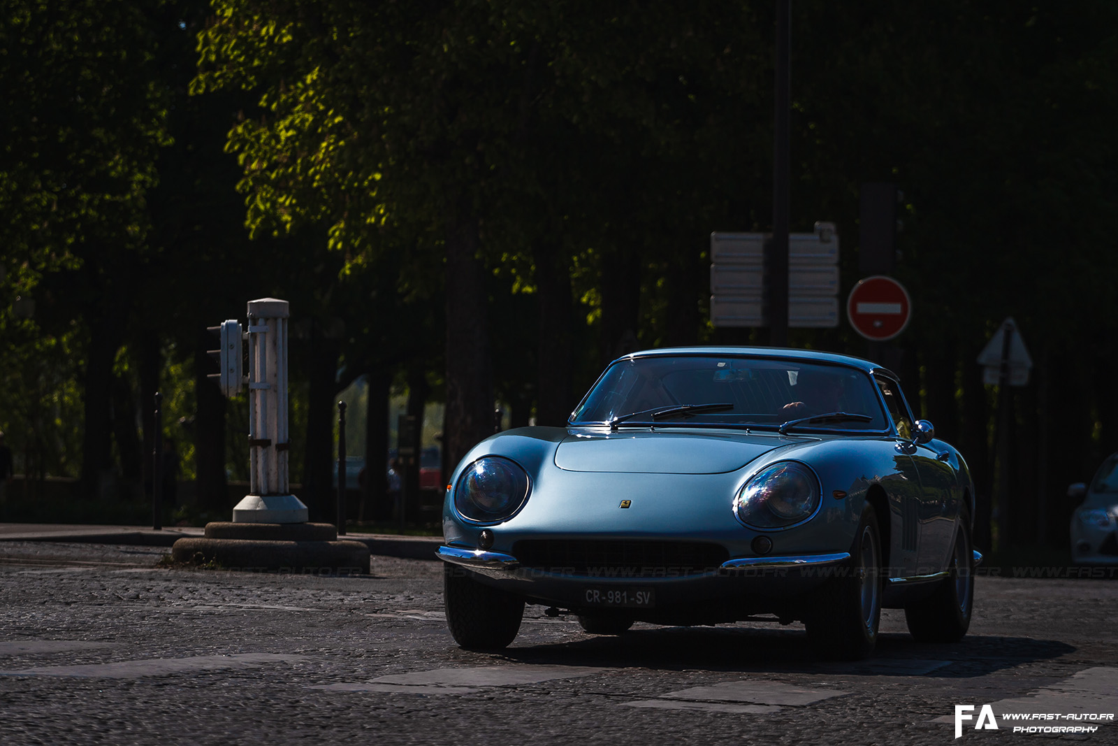 2-Tour-Auto-2015-reportage-photo-ferrari-275-GTB-paris.jpg