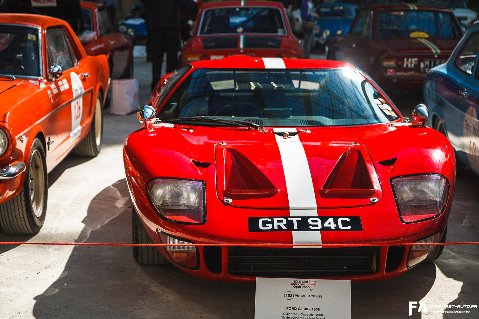 12-tour-auto-ford-gt40.jpg