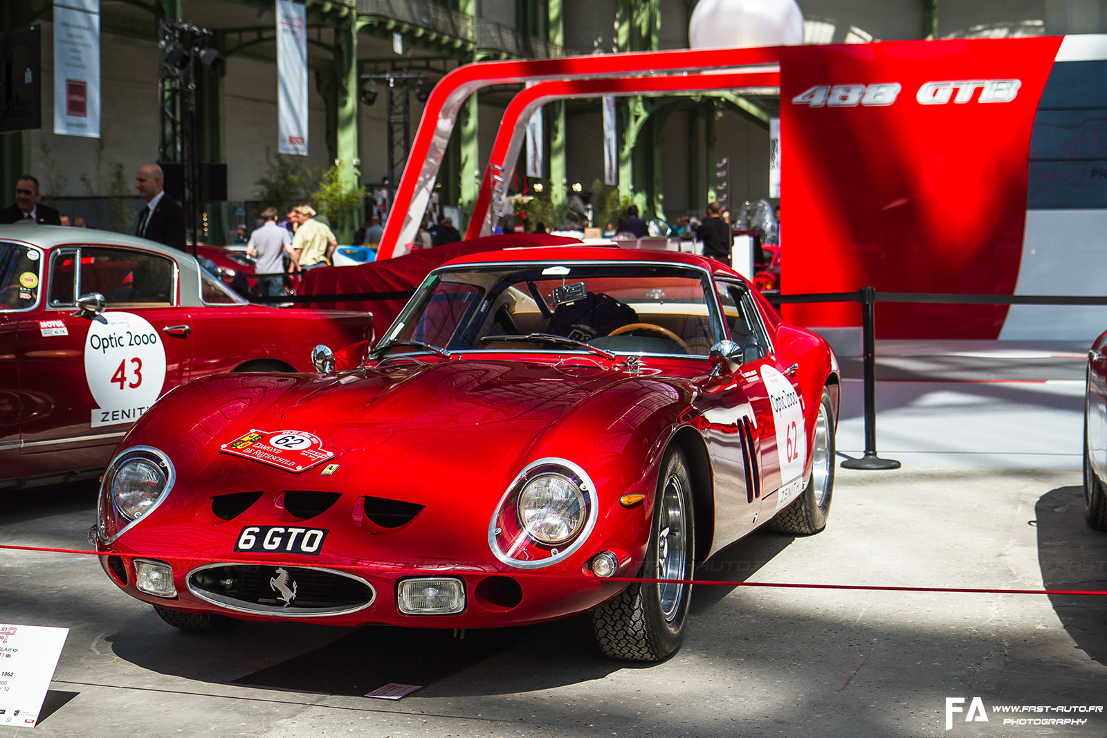 3-tour-auto-photo-grand-palais-ferrari-250-gto.jpg